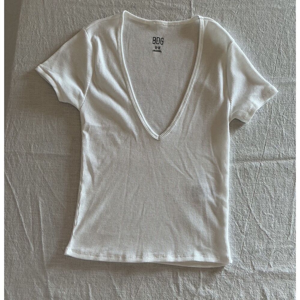 New BDG Urban Outfitters Plunge V-neck shirt sz Med